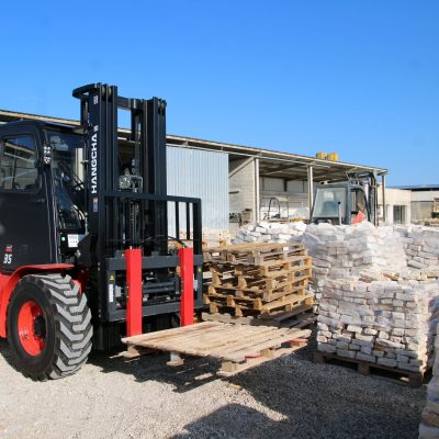 sorici-lavorazione-pietre-65